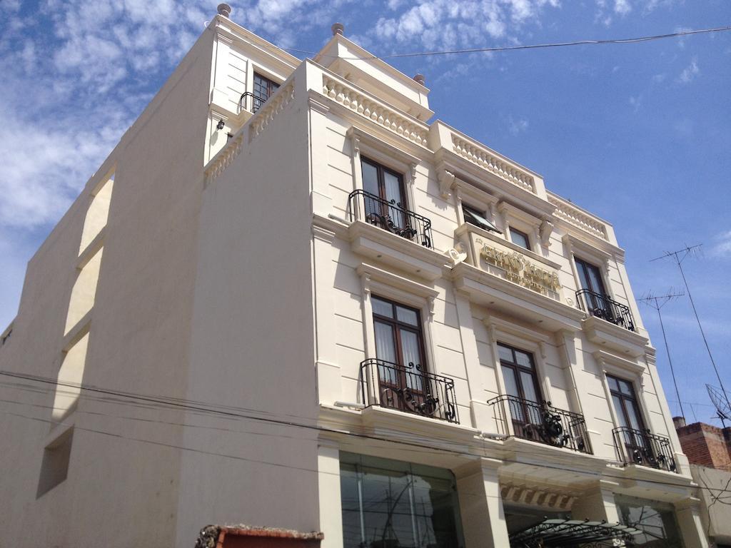 Grand Hotel Tepatitlan Zewnętrze zdjęcie
