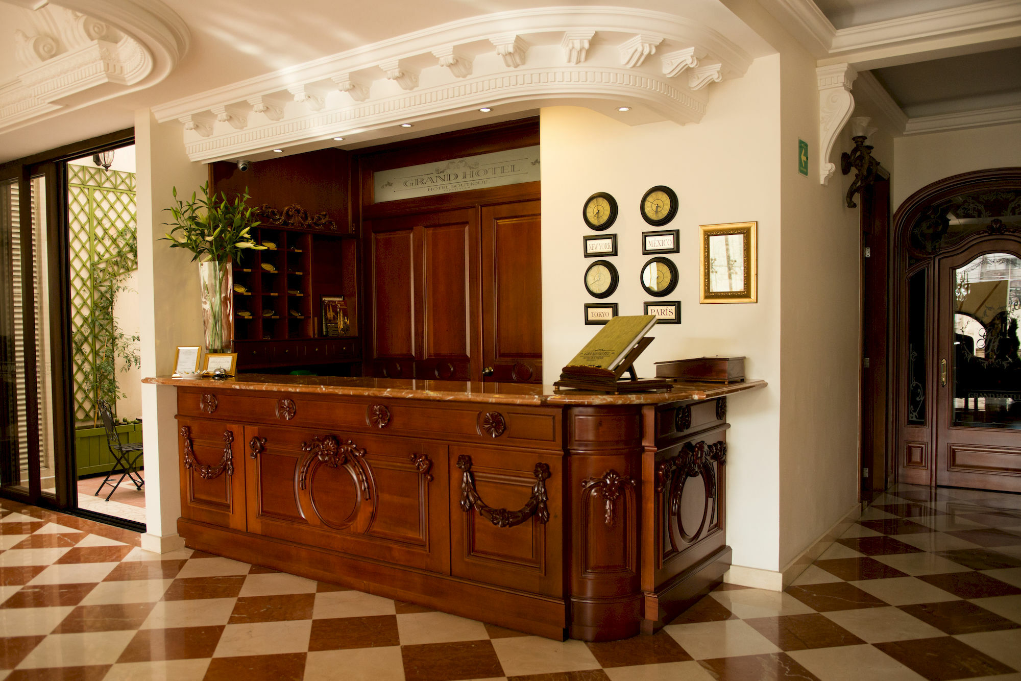 Grand Hotel Tepatitlan Zewnętrze zdjęcie
