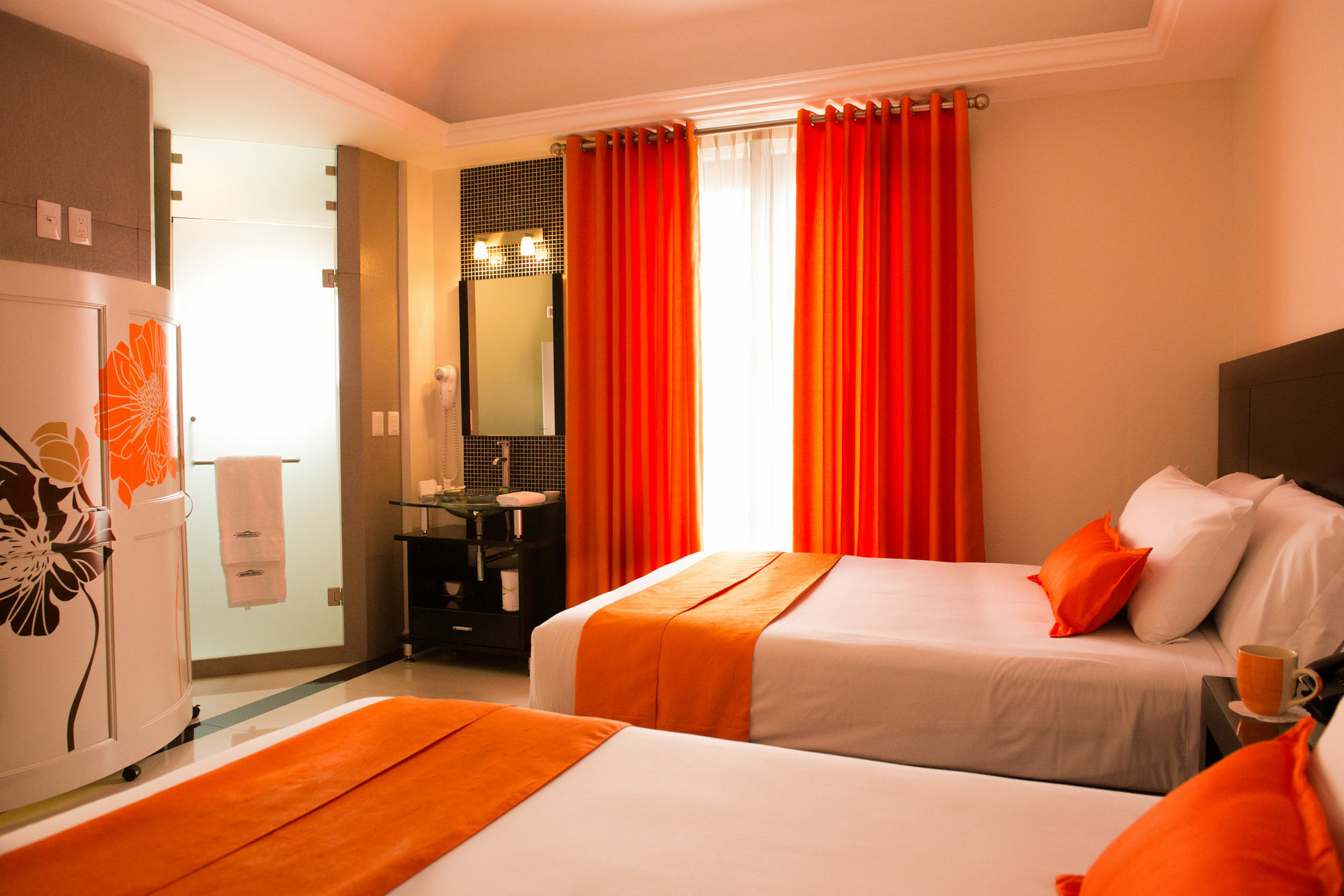 Grand Hotel Tepatitlan Zewnętrze zdjęcie