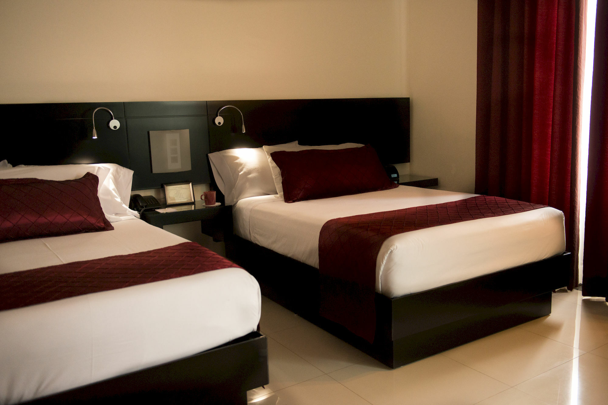 Grand Hotel Tepatitlan Zewnętrze zdjęcie
